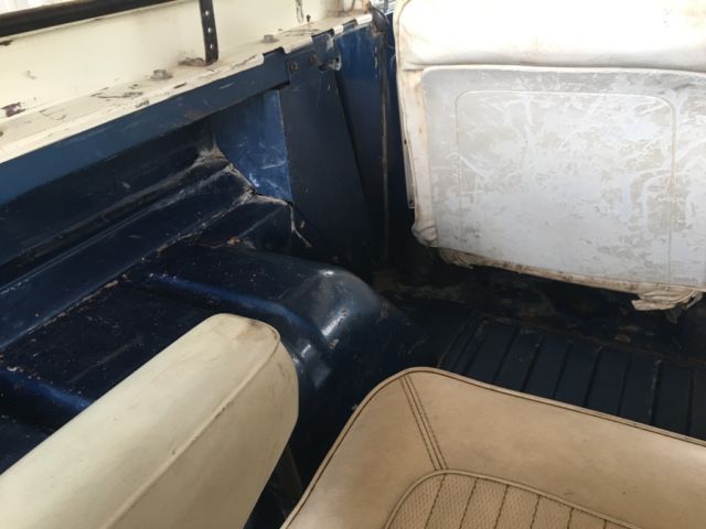 1973 BLUE & WHITE Ford Bronco