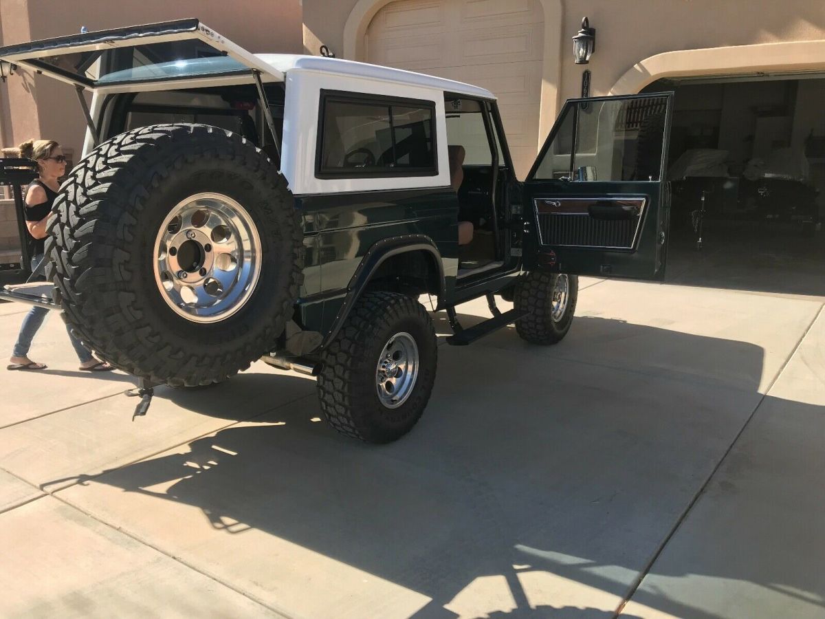 1973 Hunter Green Ford Bronco