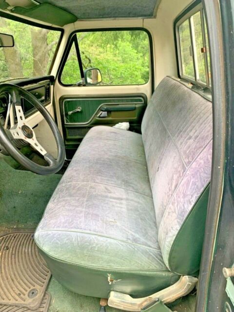 1973 Green Ford F-100 Crew Cab Pickup