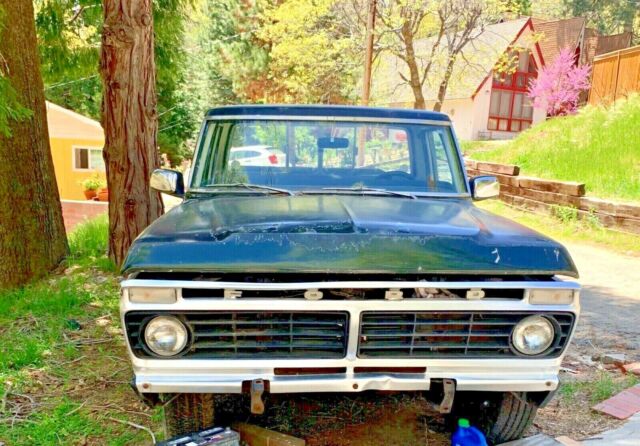 1973 Green Ford F-100 Crew Cab Pickup