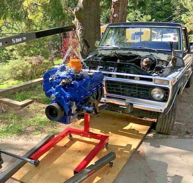 1973 Green Ford F-100 Crew Cab Pickup