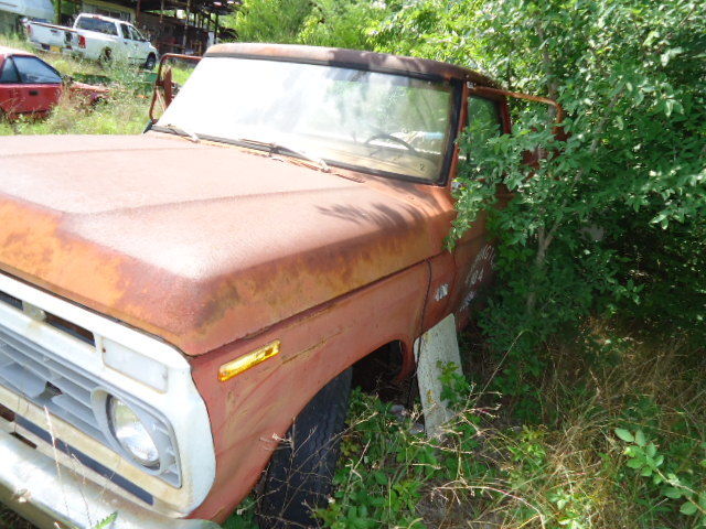 1973 Orange Ford F-100 Standard Cab Pickup