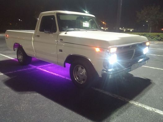 1973 White Ford F-100  Pickup