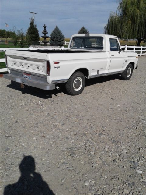 1973 Wimbledon White Ford F-100 Long bed pickup
