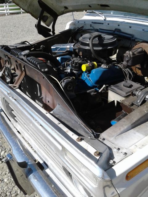 1973 Wimbledon White Ford F-100 Long bed pickup