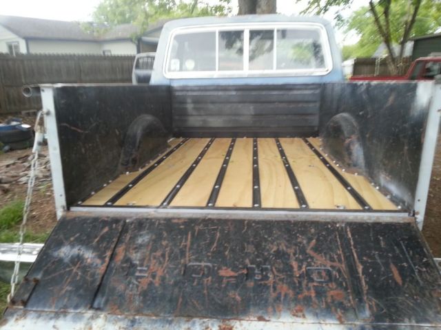 1973 Blue Ford F-100 Standard Cab Pickup