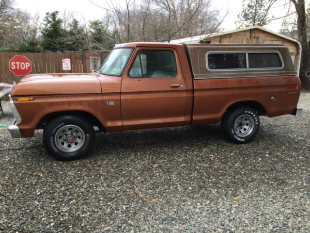 1973 Brown Ford F-100 Pickup Truck
