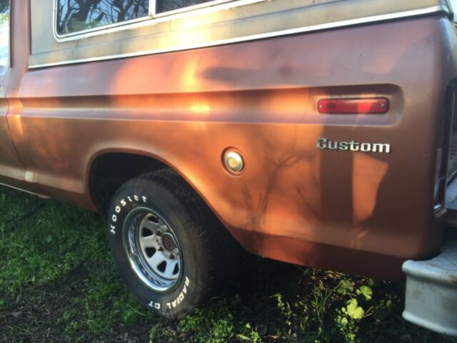 1973 Brown Ford F-100 Pickup Truck