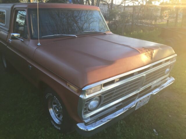 1973 Brown Ford F-100 Pickup Truck