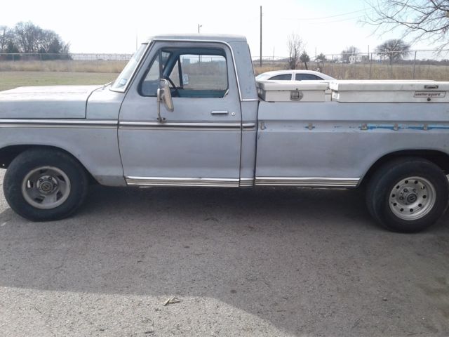 1973 Gray Ford F-100 Standard Cab Pickup