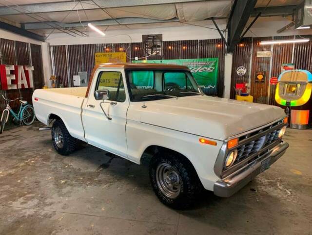 1973 White Ford F-100 Pickup Truck