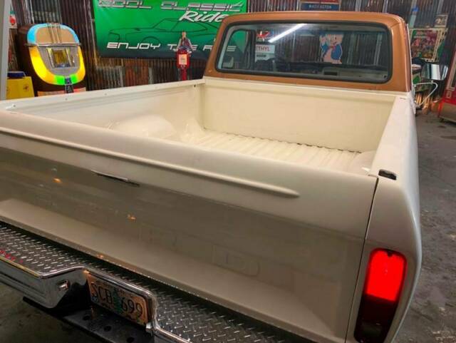 1973 White Ford F-100 Pickup Truck