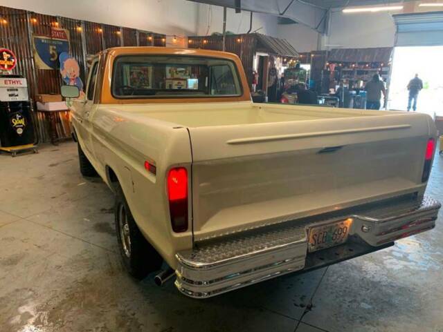 1973 White Ford F-100 Pickup Truck