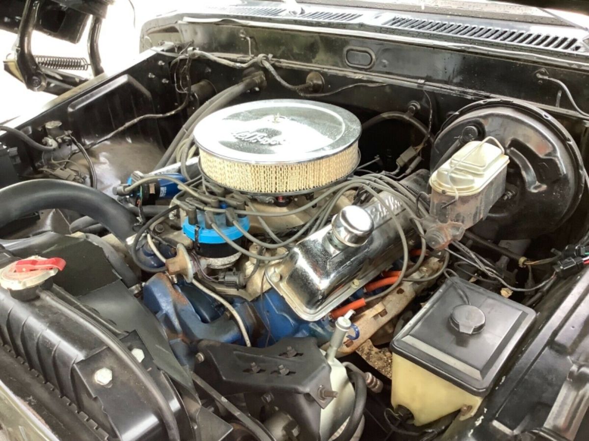 1973 Black Ford F-100 Standard Cab Pickup