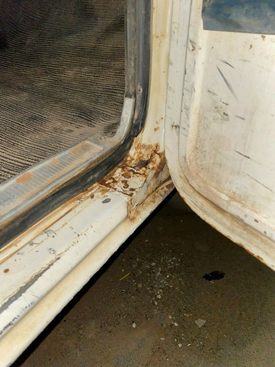 1973 White Ford F-250