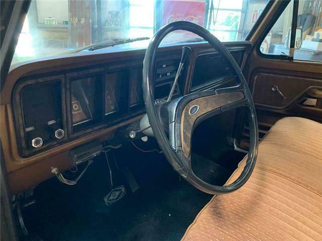 1973 Brown Ford F-350 Pickup Truck