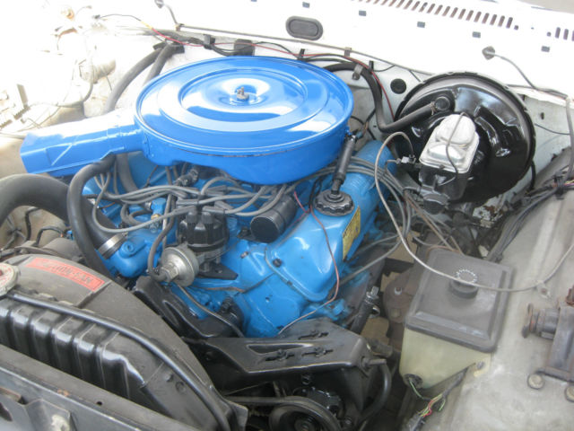 1973 White Ford F-100 Standard Cab Pickup