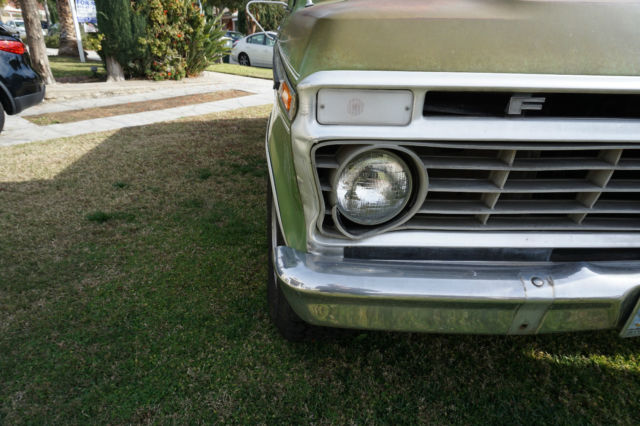 1973 Green Ford F-250 Crew Cab Pickup