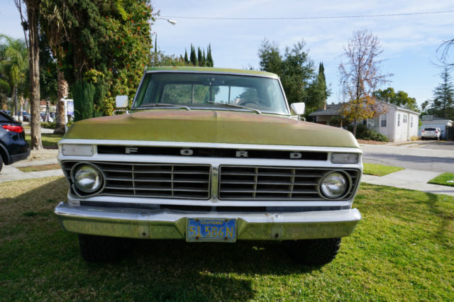 1973 Green Ford F-250 Crew Cab Pickup