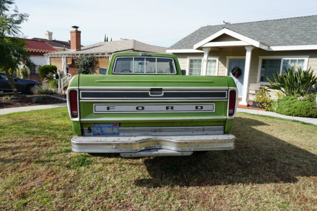 1973 Green Ford F-250 Crew Cab Pickup