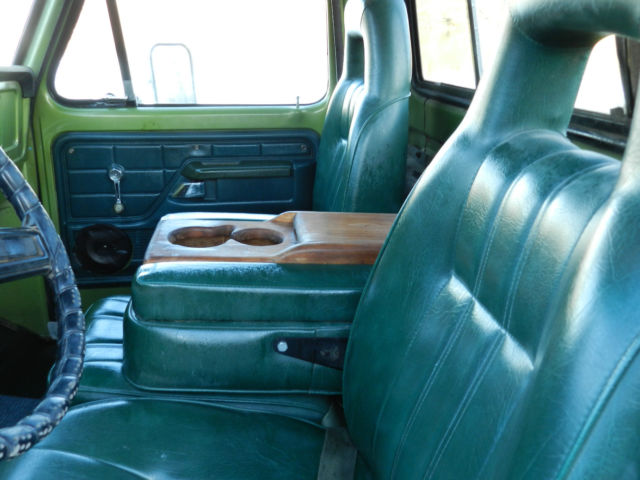 1973 Green Ford F-250 Standard Cab Pickup