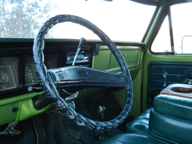 1973 Green Ford F-250 Standard Cab Pickup