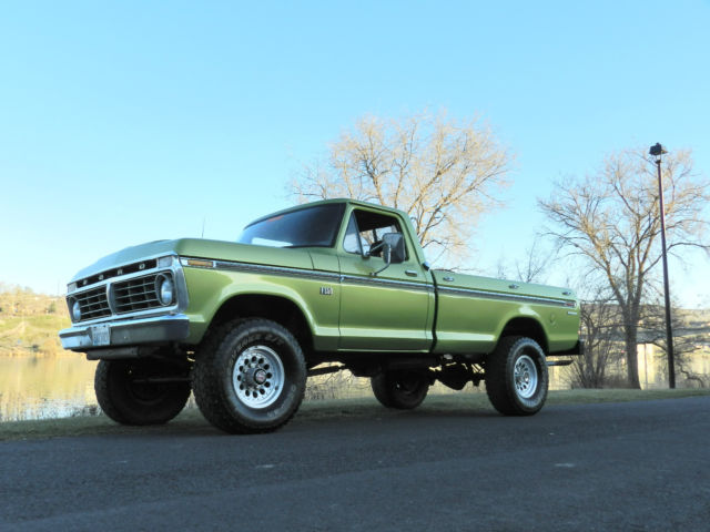 1973 Green Ford F-250 Standard Cab Pickup