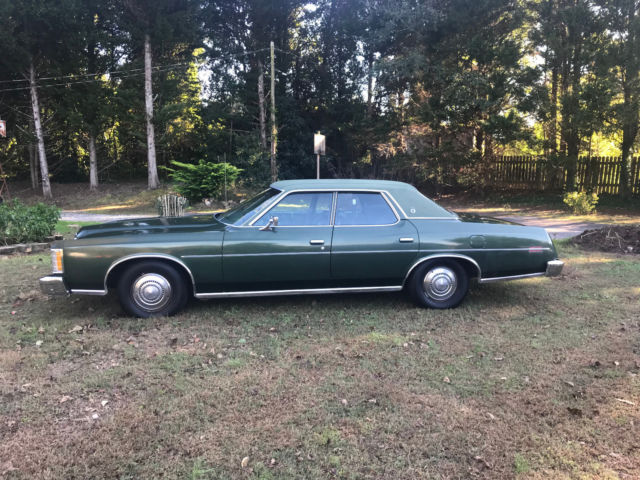 1973 Green Ford Crown Victoria Coupe