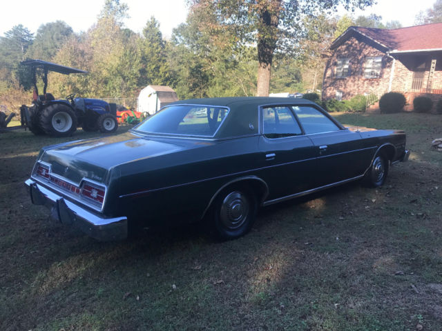 1973 Green Ford Crown Victoria Coupe