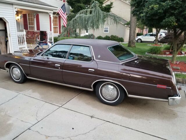 1973 Brown Ford LTD Sedan