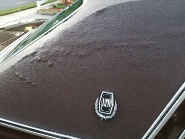 1973 Brown Ford LTD Sedan