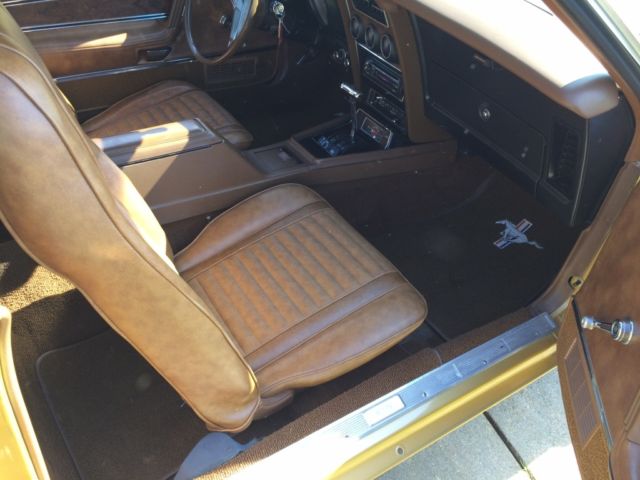 1973 Gold Ford Mustang Coupe