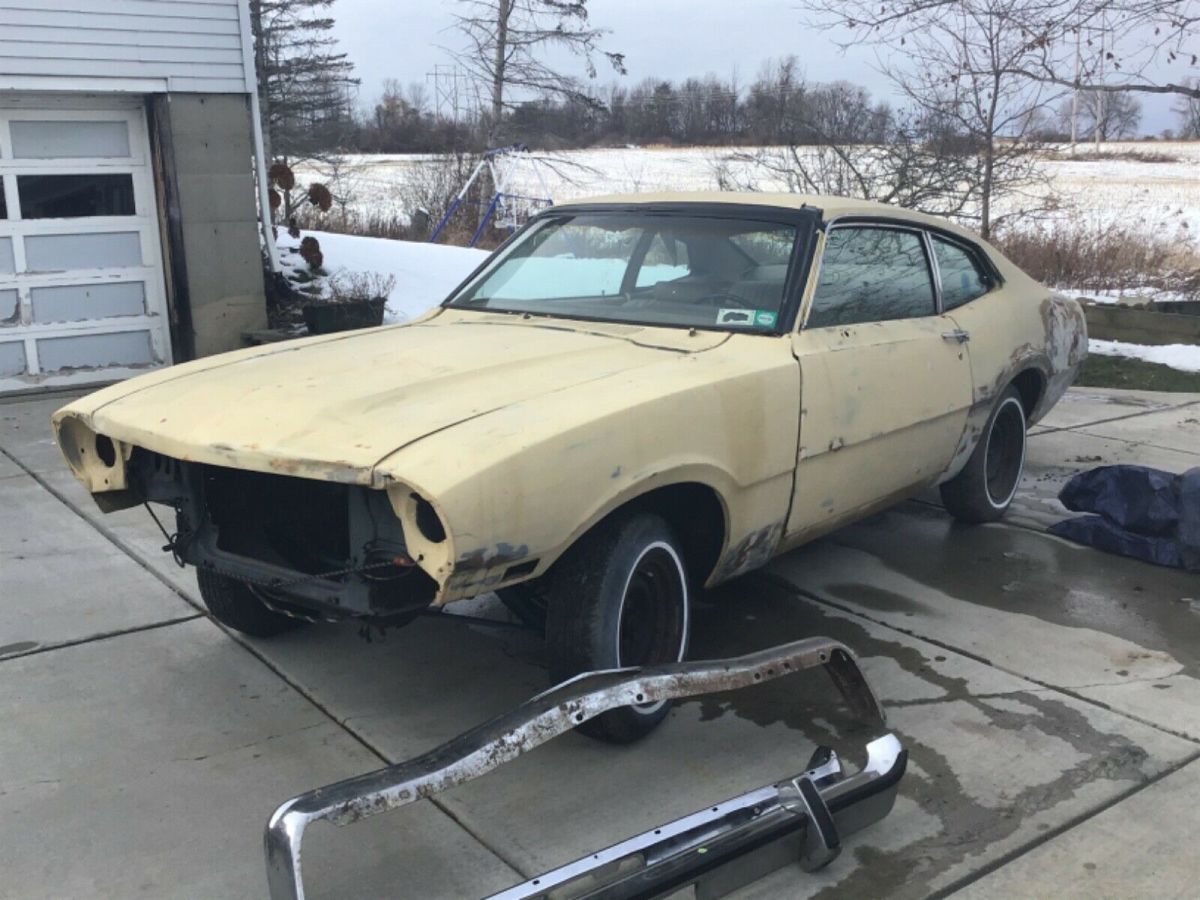 1973 Gold Glow Ford Maverick Coupe