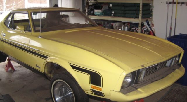 1973 Yellow Ford Mustang Coupe