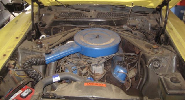 1973 Yellow Ford Mustang Coupe