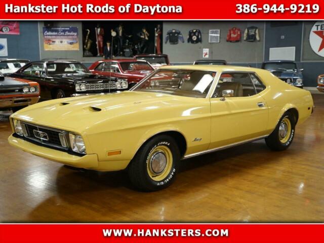 1973 Yellow Ford Mustang --