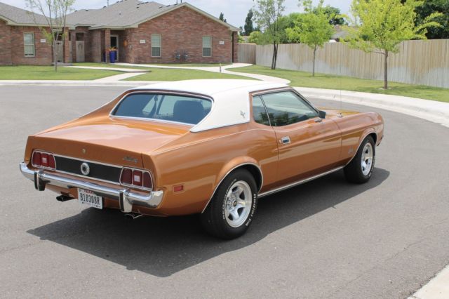 1973 Saddle Bronze (Code 5T) Ford Mustang Hardtop