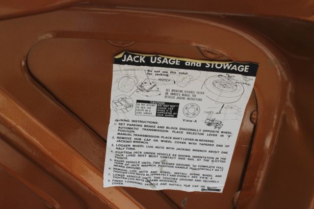 1973 Saddle Bronze (Code 5T) Ford Mustang Hardtop