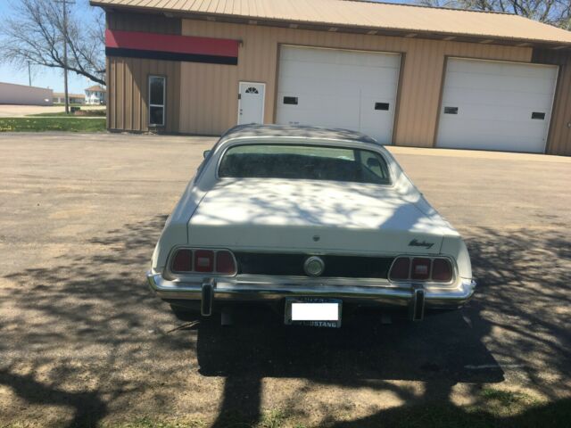 1973 White Ford Mustang Coupe