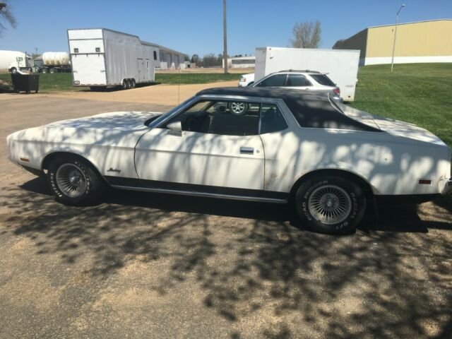 1973 White Ford Mustang Coupe