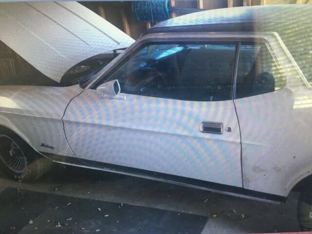 1973 White Ford Mustang Coupe