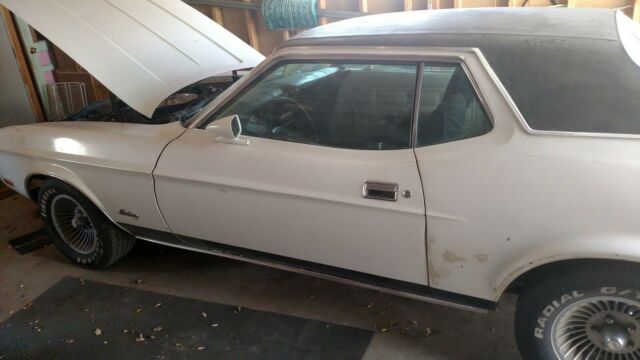 1973 White Ford Mustang Coupe