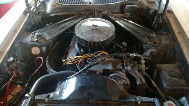 1973 White Ford Mustang Coupe