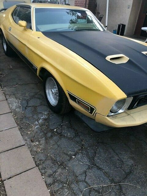 1973 Yellow Ford Mustang Fastback