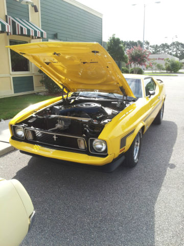 1973 Yellow Ford Mustang Fastback