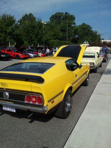 1973 Yellow Ford Mustang Fastback