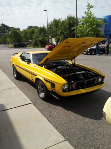 1973 Yellow Ford Mustang Fastback