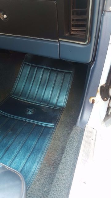 1973 Lite blue with dark blue Ford Mustang Fastback