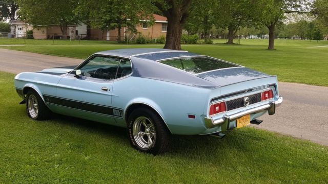 1973 Lite blue with dark blue Ford Mustang Fastback