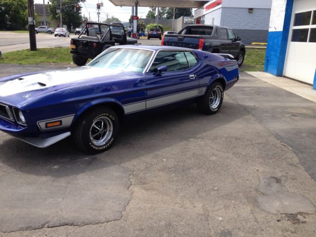 1973 Blue Ford Mustang